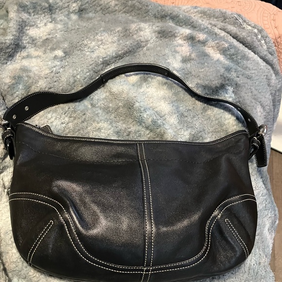 Vintage Coach Black Leather Hobo Shoulder Bag - Picture 2 of 8